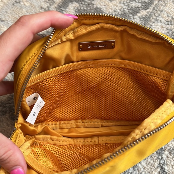 Lululemon Athletica Gold Yellow Clutch Wristlet - Picture 5 of 5